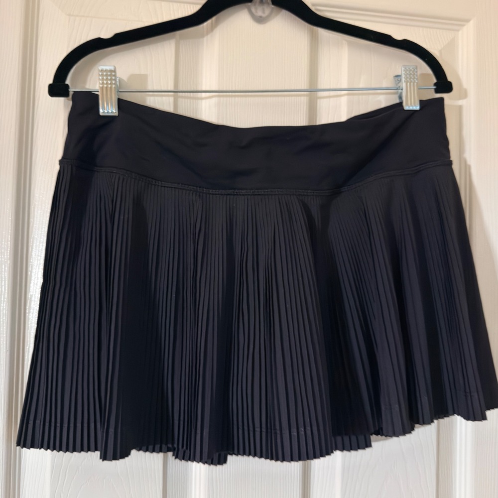 Lululemon Black Pleated Tennis Skirt Built-in Shorts Zipper Pocket Mini Skort 10